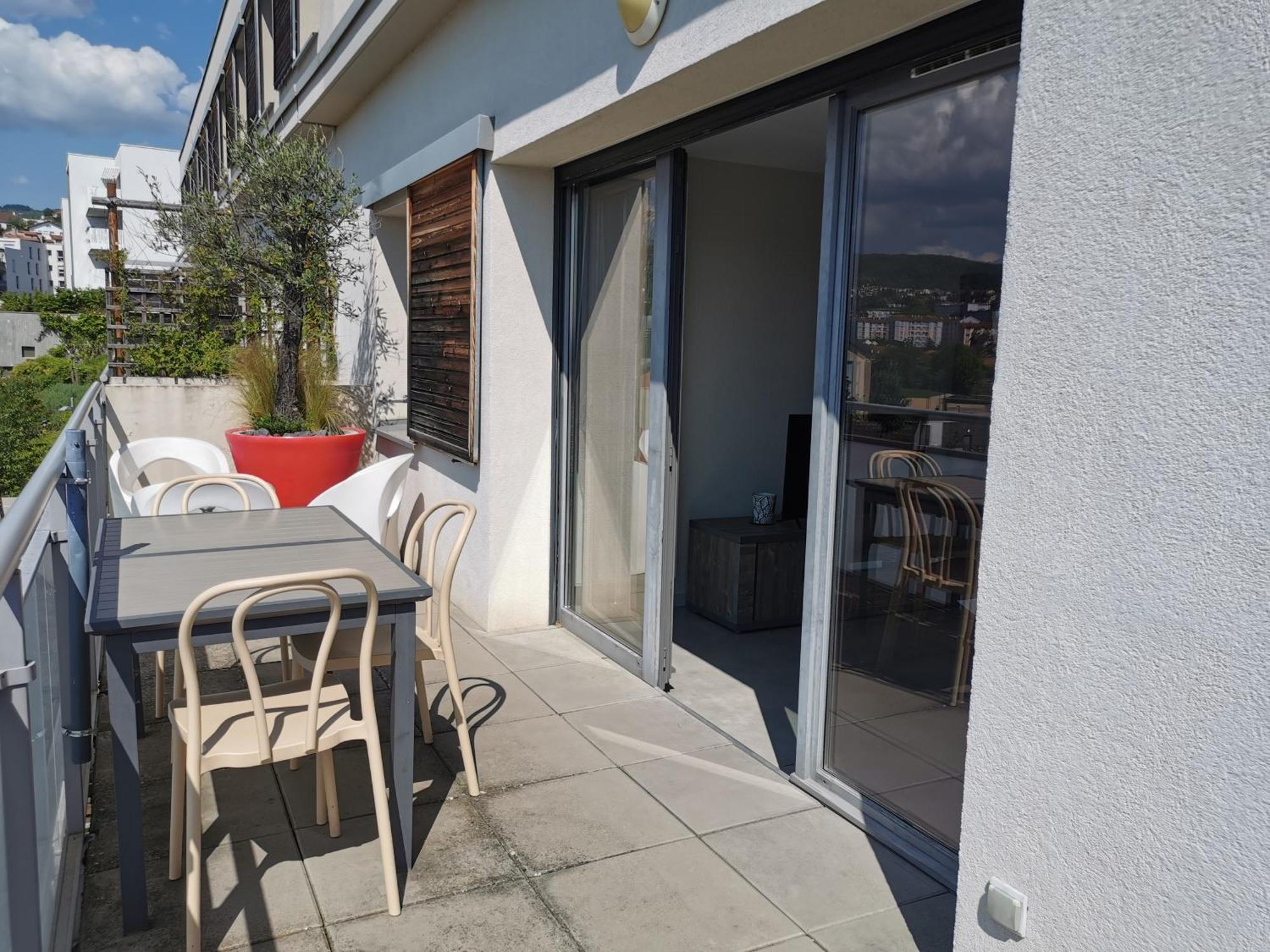 Detente Garantie Clermont-Ferrand Kültér fotó